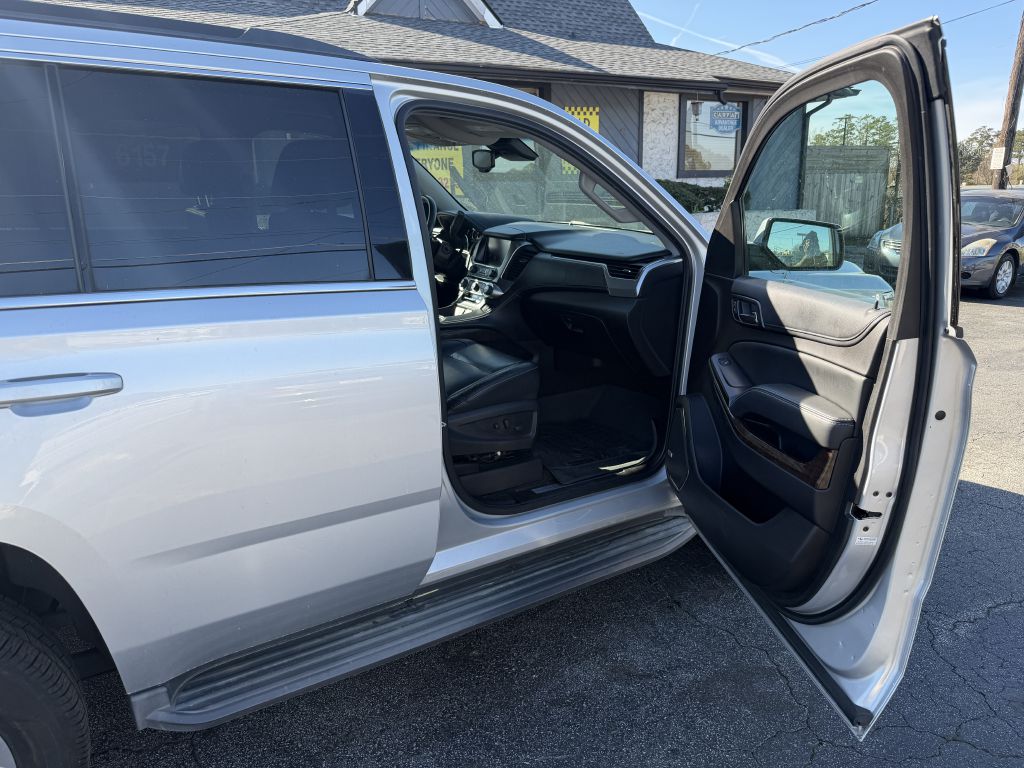 Photo 8 of this CHEVROLET TAHOE