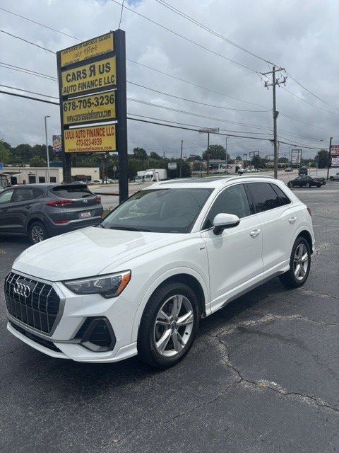 Photo 3 of this AUDI Q3