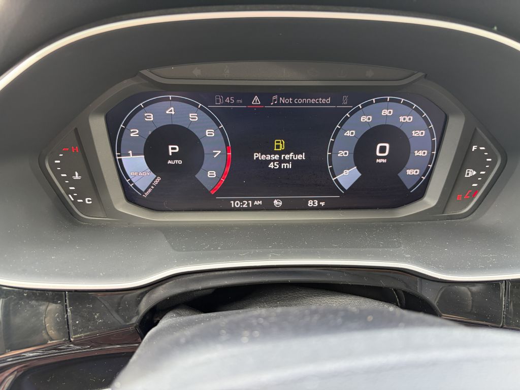 Photo 8 of this AUDI Q3