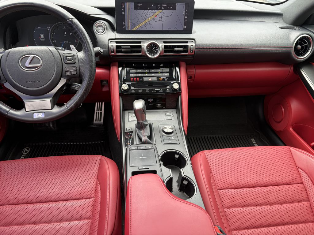 Photo 18 of this LEXUS IS 350
