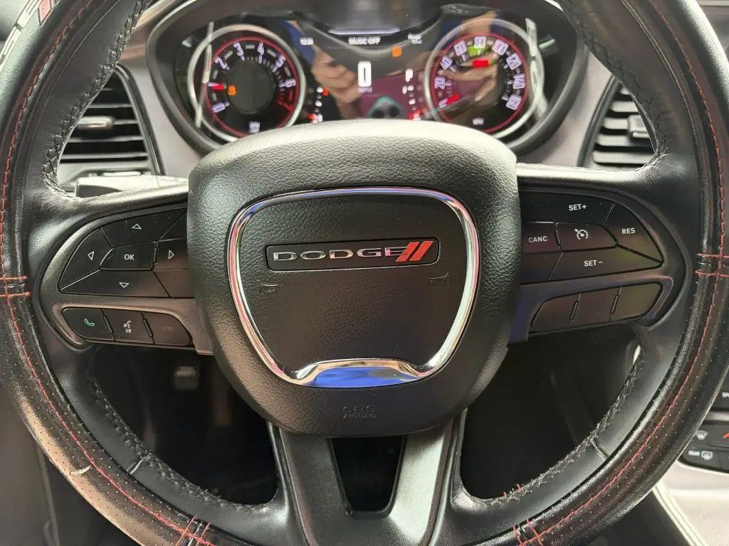 Photo 12 of this DODGE CHALLENGER
