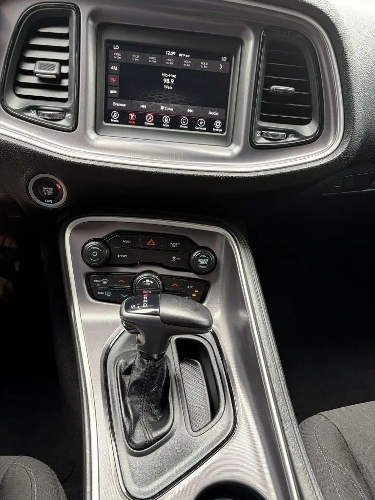 Photo 15 of this DODGE CHALLENGER