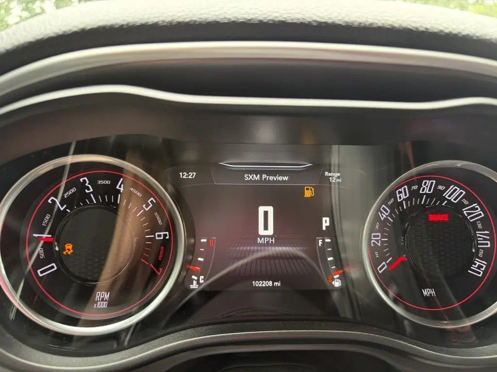 Photo 10 of this DODGE CHALLENGER