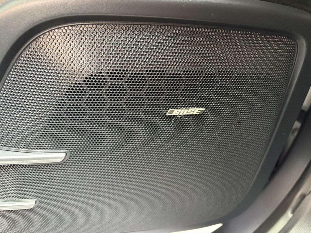 Photo 11 of this PORSCHE CAYENNE