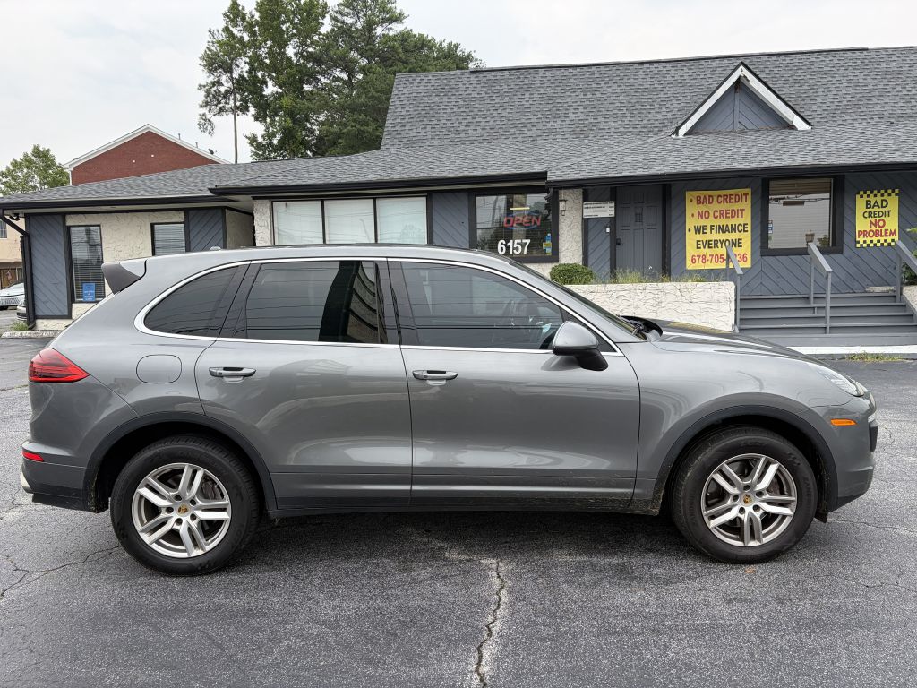 Photo 5 of this PORSCHE CAYENNE