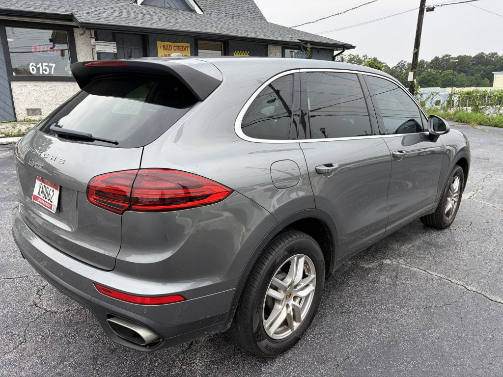 Photo 3 of this PORSCHE CAYENNE