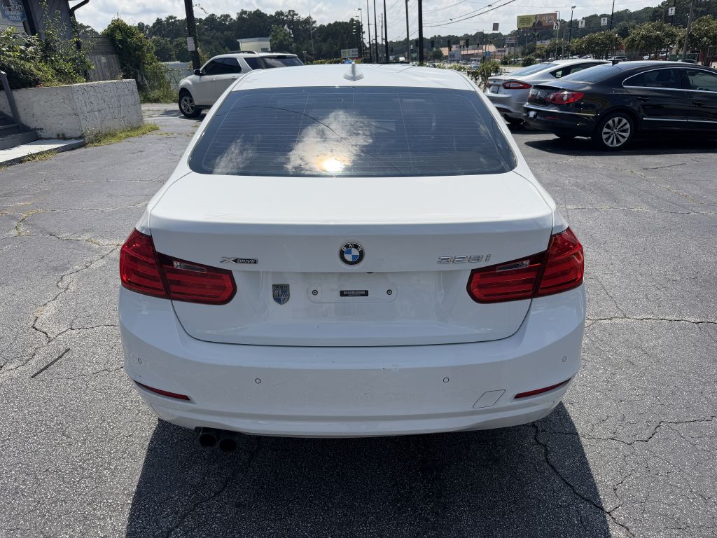 Photo 5 of this BMW 328