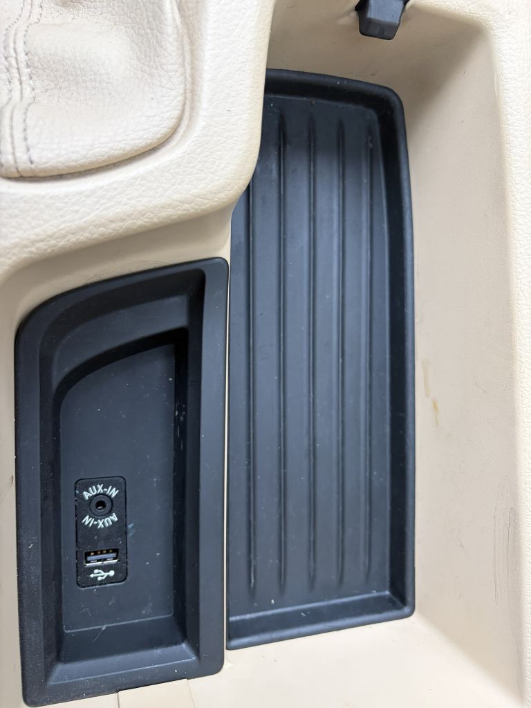 Photo 16 of this BMW 328