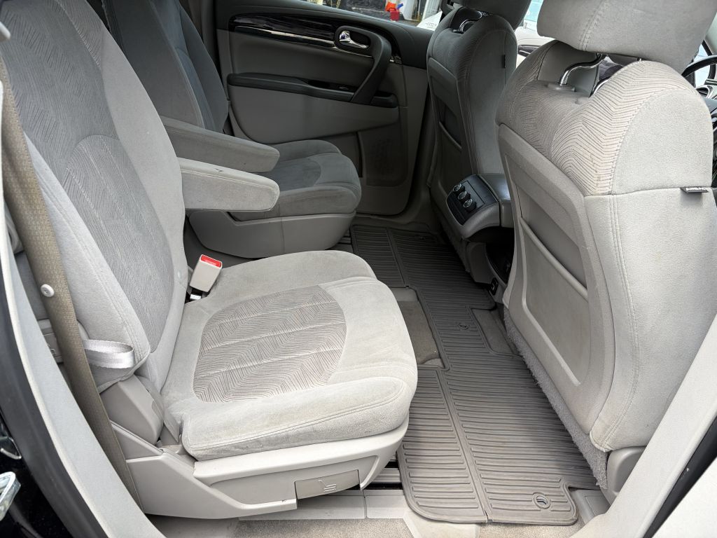 Photo 14 of this BUICK ENCLAVE