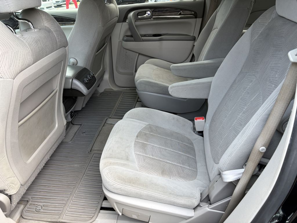 Photo 13 of this BUICK ENCLAVE