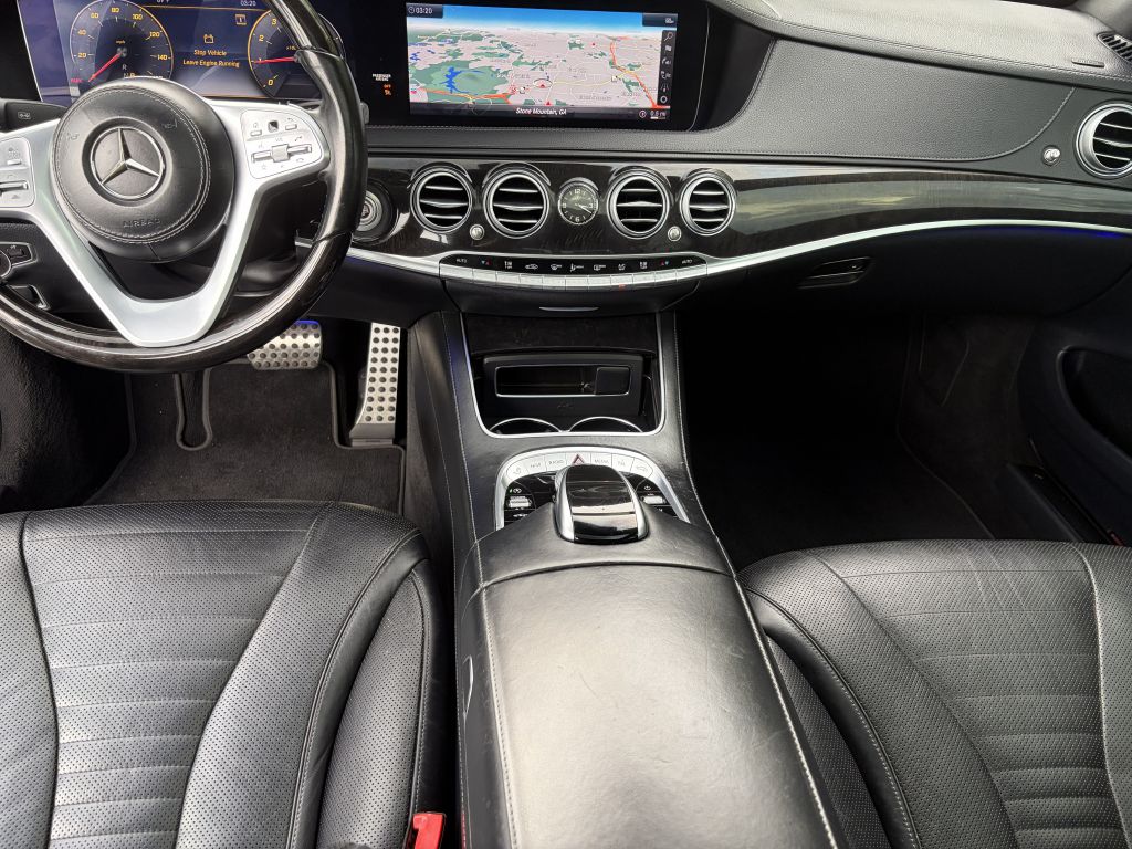 Photo 14 of this MERCEDES-BENZ S-CLASS