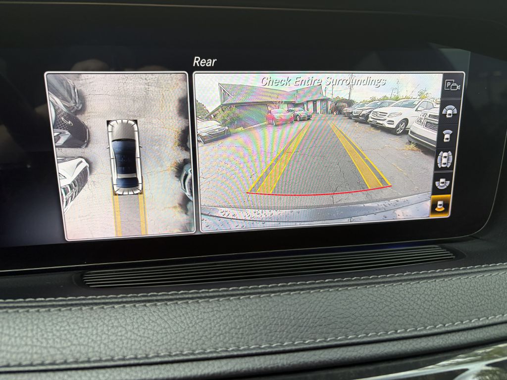 Photo 12 of this MERCEDES-BENZ S-CLASS