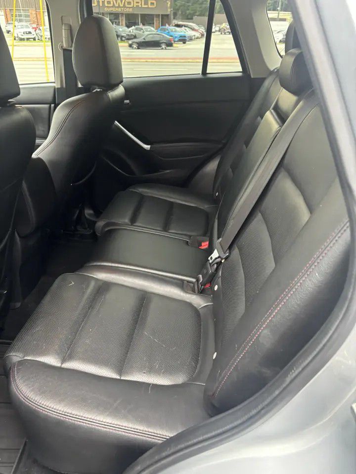 Photo 13 of this MAZDA CX-5