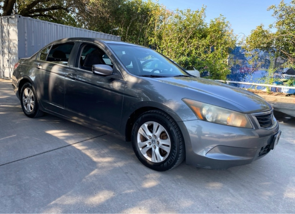 Photo 2 of this HONDA ACCORD