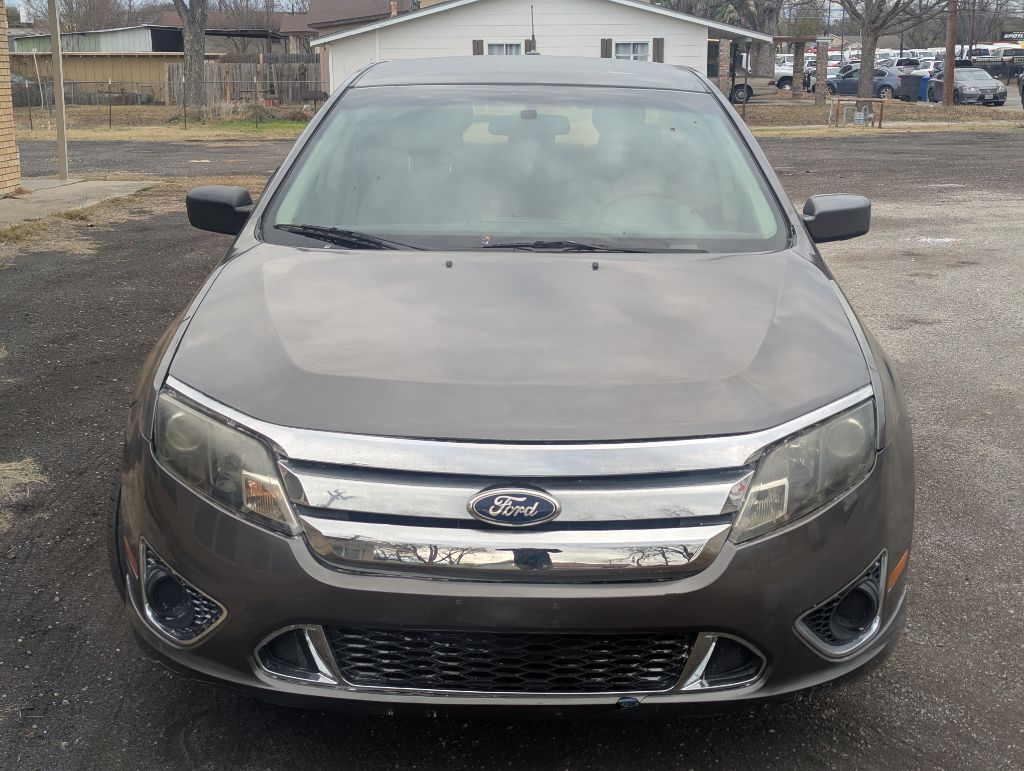 Photo 8 of this FORD FUSION