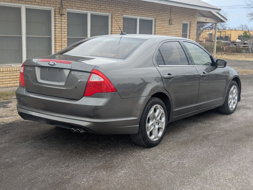 Photo 5 of this FORD FUSION