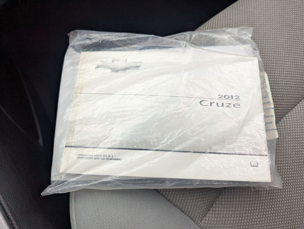 Photo 21 of this CHEVROLET CRUZE