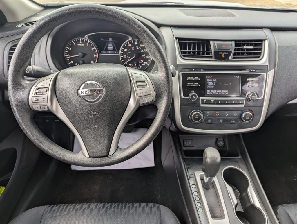 Photo 15 of this NISSAN ALTIMA