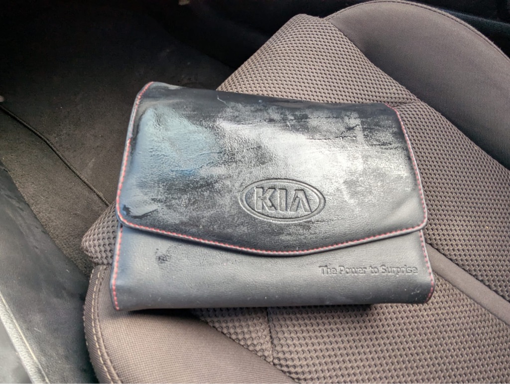 Photo 18 of this KIA OPTIMA