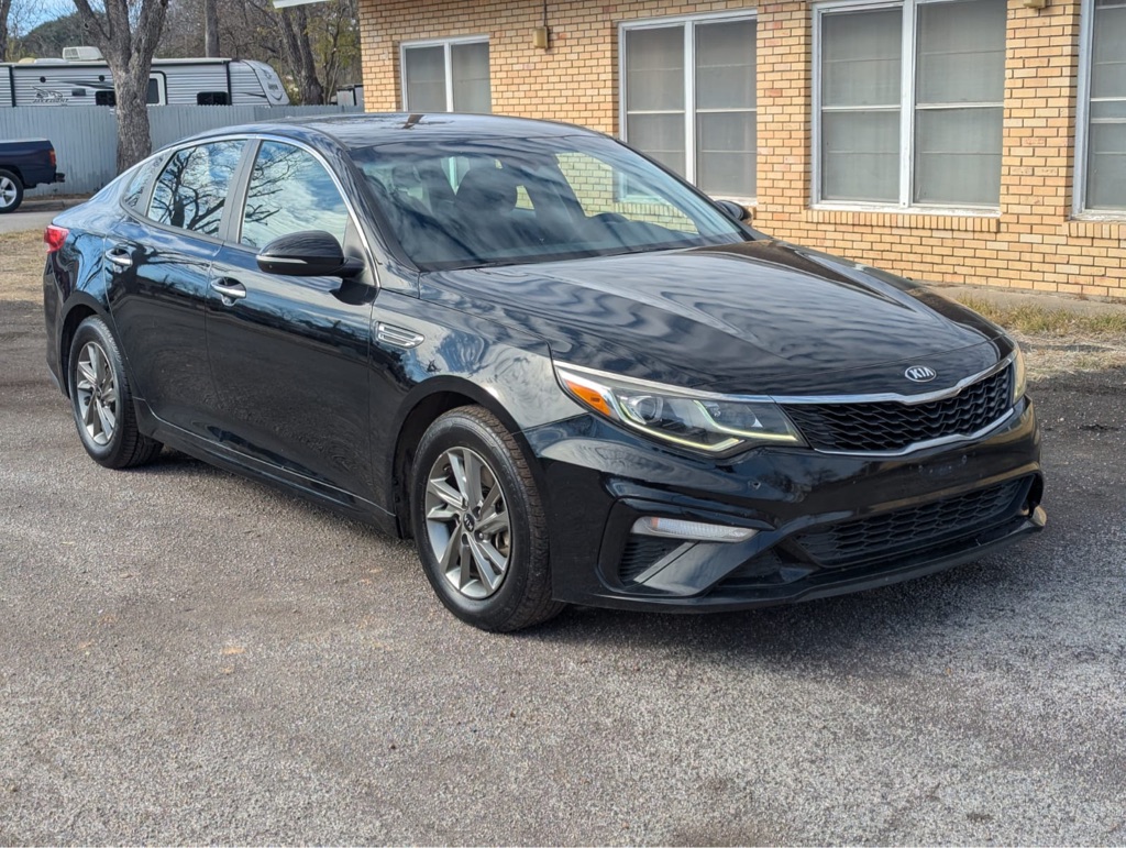 Photo 8 of this KIA OPTIMA