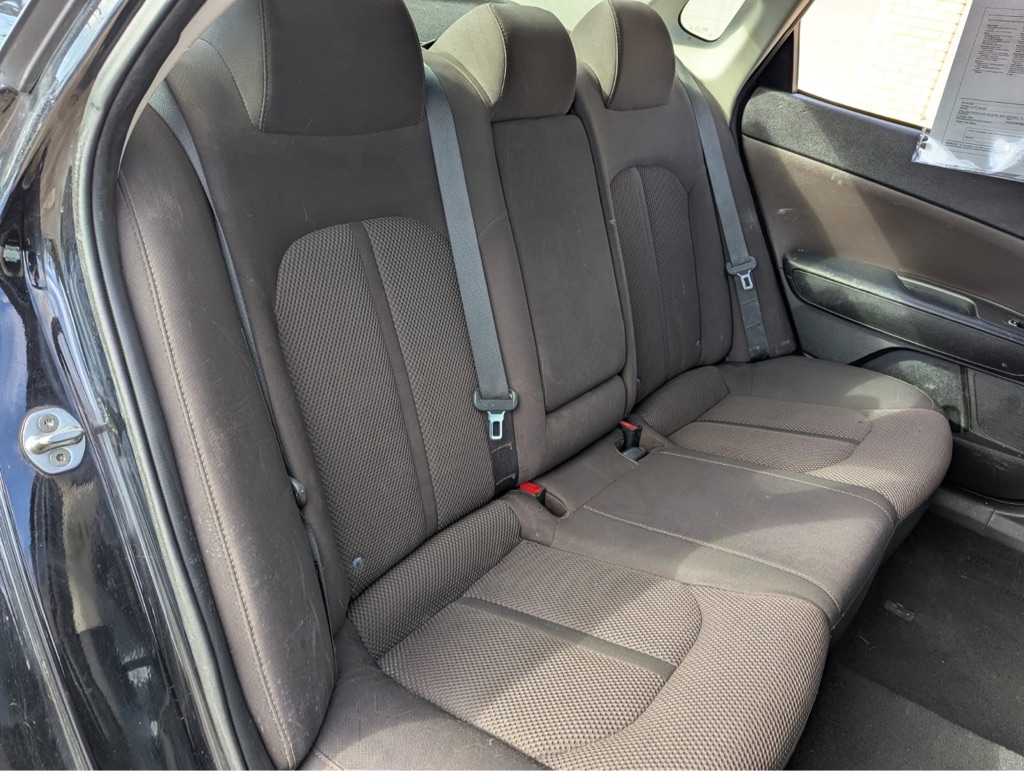 Photo 13 of this KIA OPTIMA