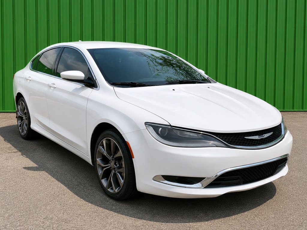 Photo 5 of this CHRYSLER 200