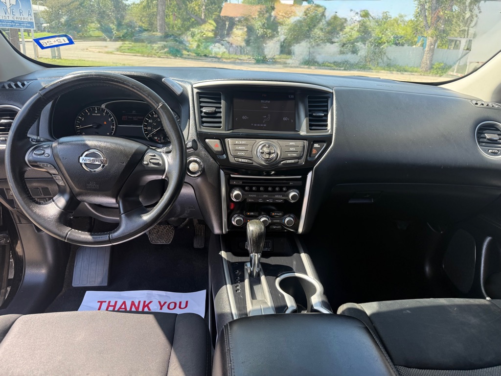Photo 22 of this NISSAN PATHFINDER