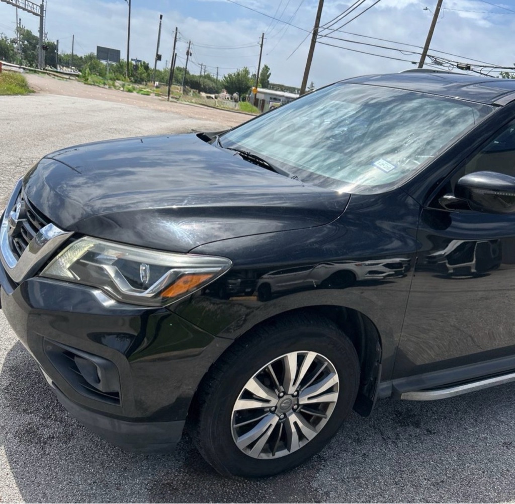 Photo 12 of this NISSAN PATHFINDER