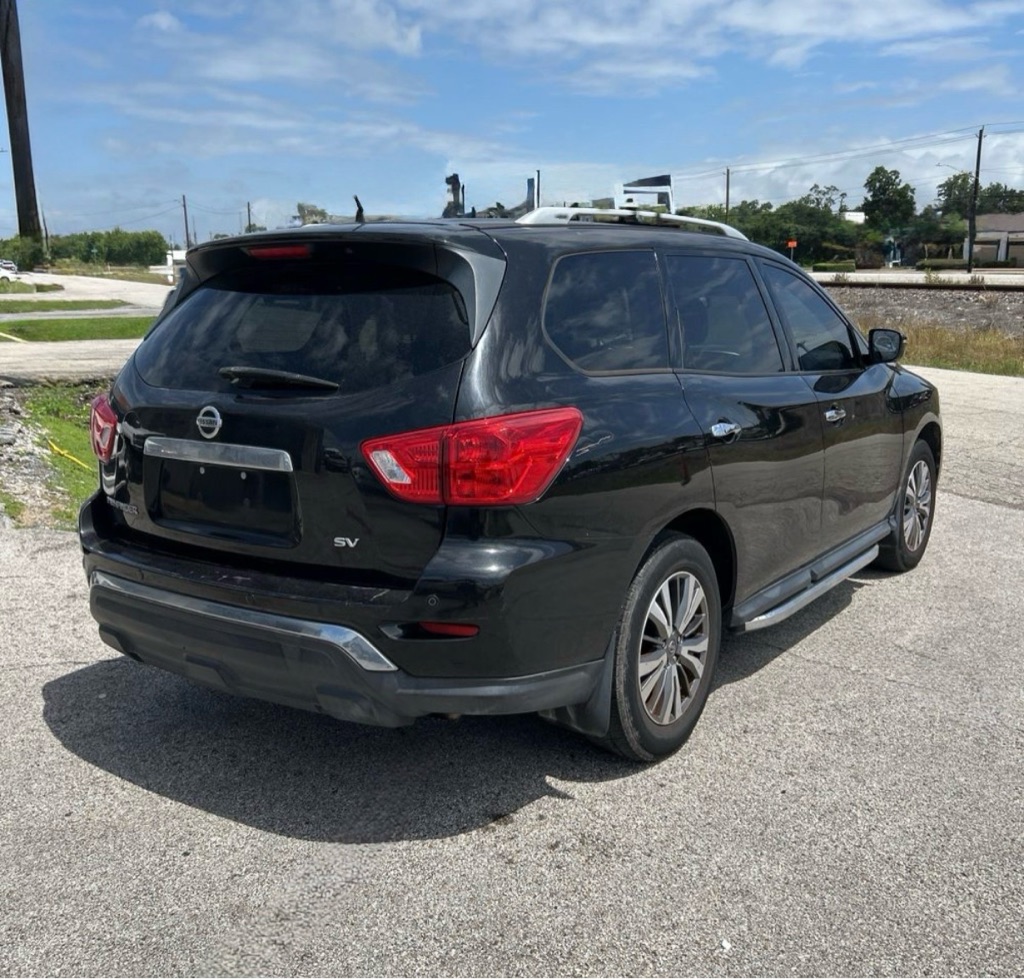 Photo 6 of this NISSAN PATHFINDER