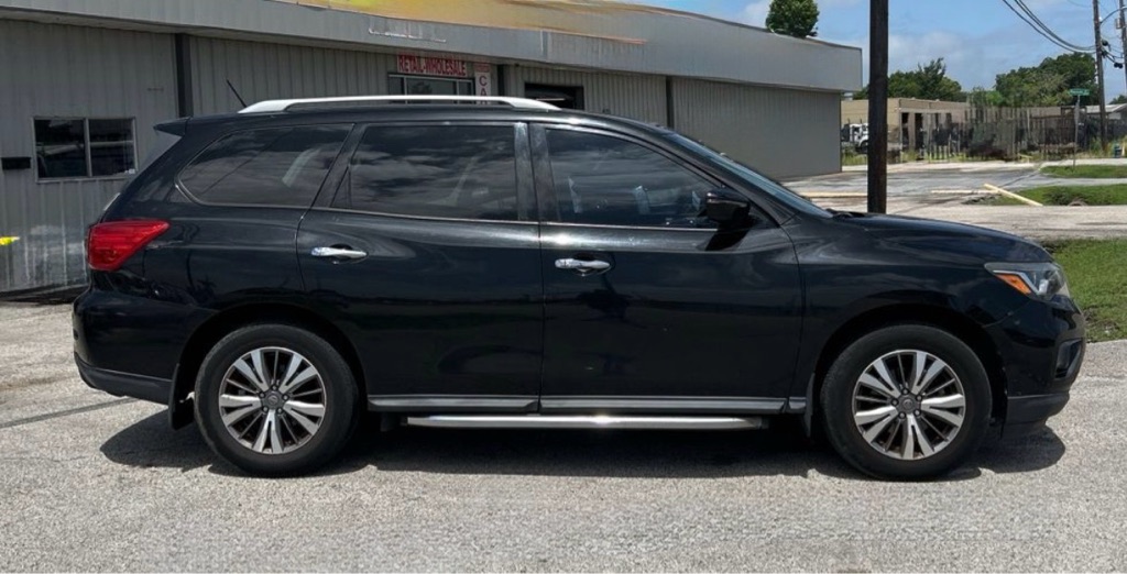 Photo 5 of this NISSAN PATHFINDER