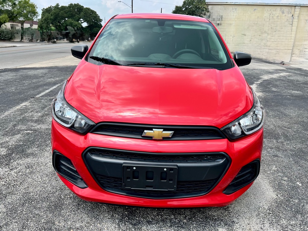 Photo 2 of this CHEVROLET SPARK