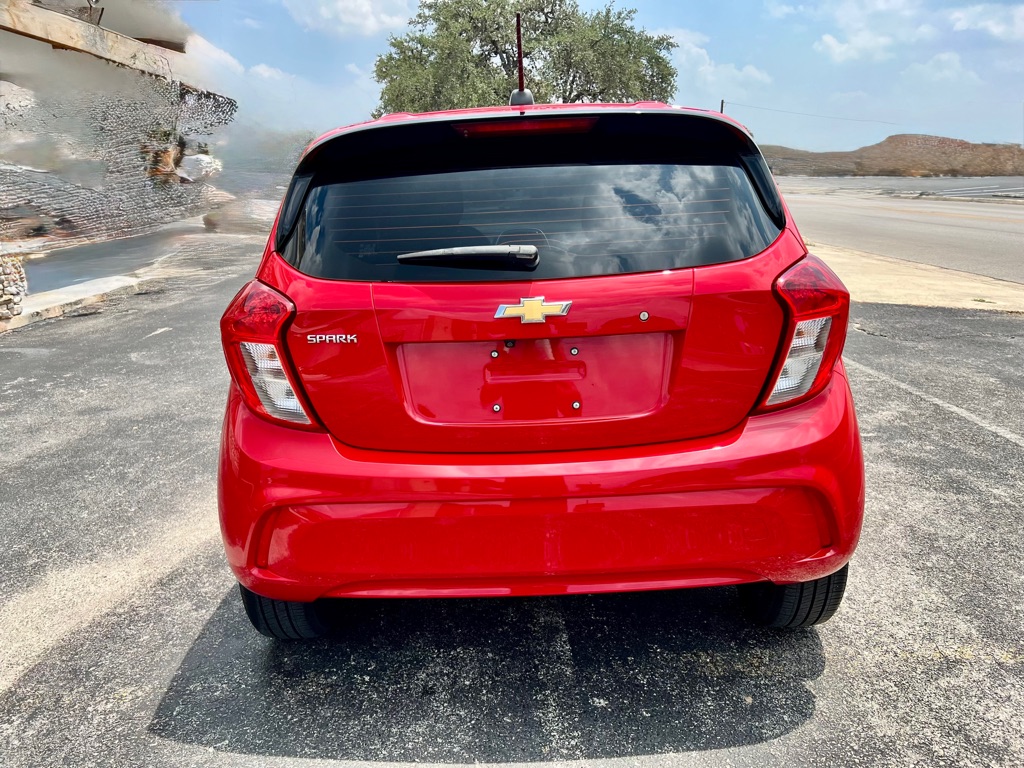 Photo 6 of this CHEVROLET SPARK