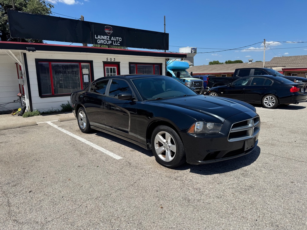 Black 2012 Dodge Charger Sedan Rear-Wheel Drive Automatic