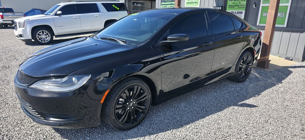 2017 Chrysler 200 LX Sedan FWD