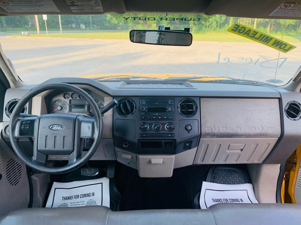 Photo 22 of this FORD F-250 SUPER DUT