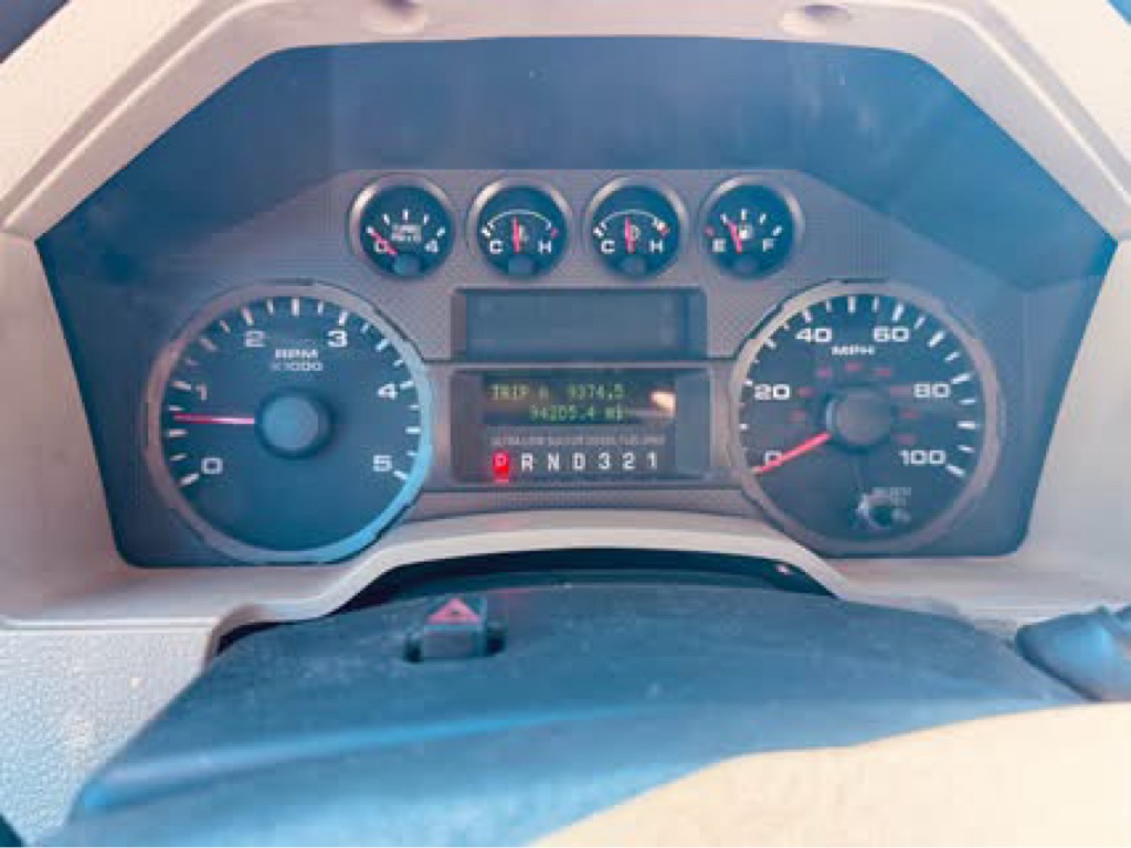 Photo 21 of this FORD F-250 SUPER DUT