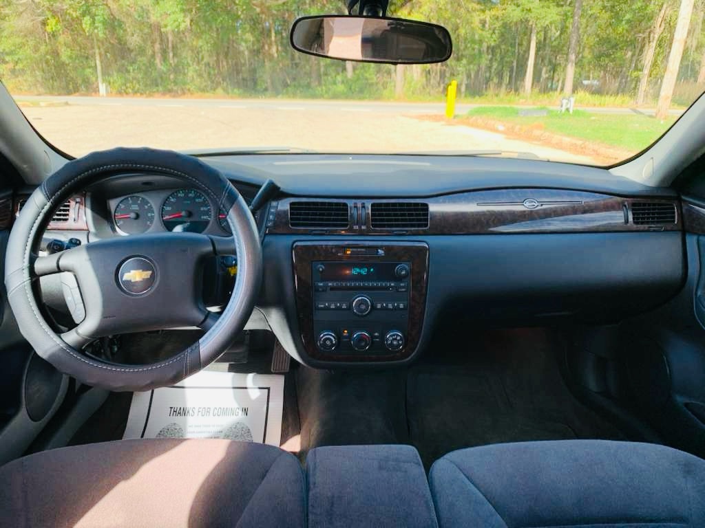 Photo 17 of this CHEVROLET IMPALA LIMITED