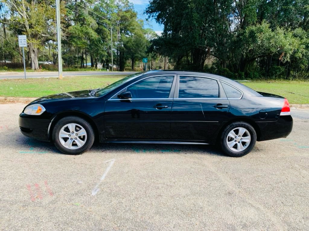 Photo 3 of this CHEVROLET IMPALA LIMITED