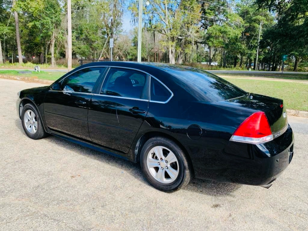 Photo 4 of this CHEVROLET IMPALA LIMITED