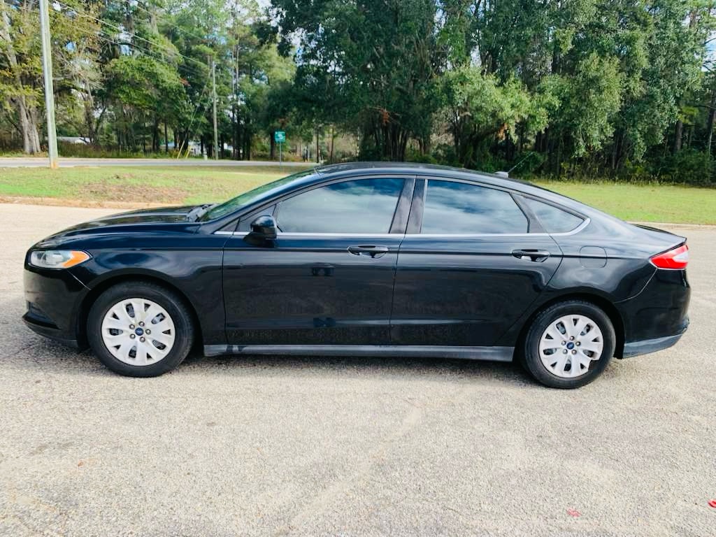 Photo 3 of this FORD FUSION