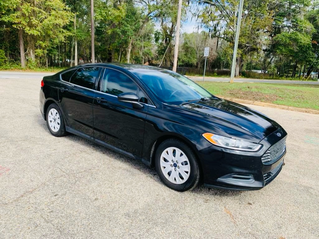 Photo 8 of this FORD FUSION