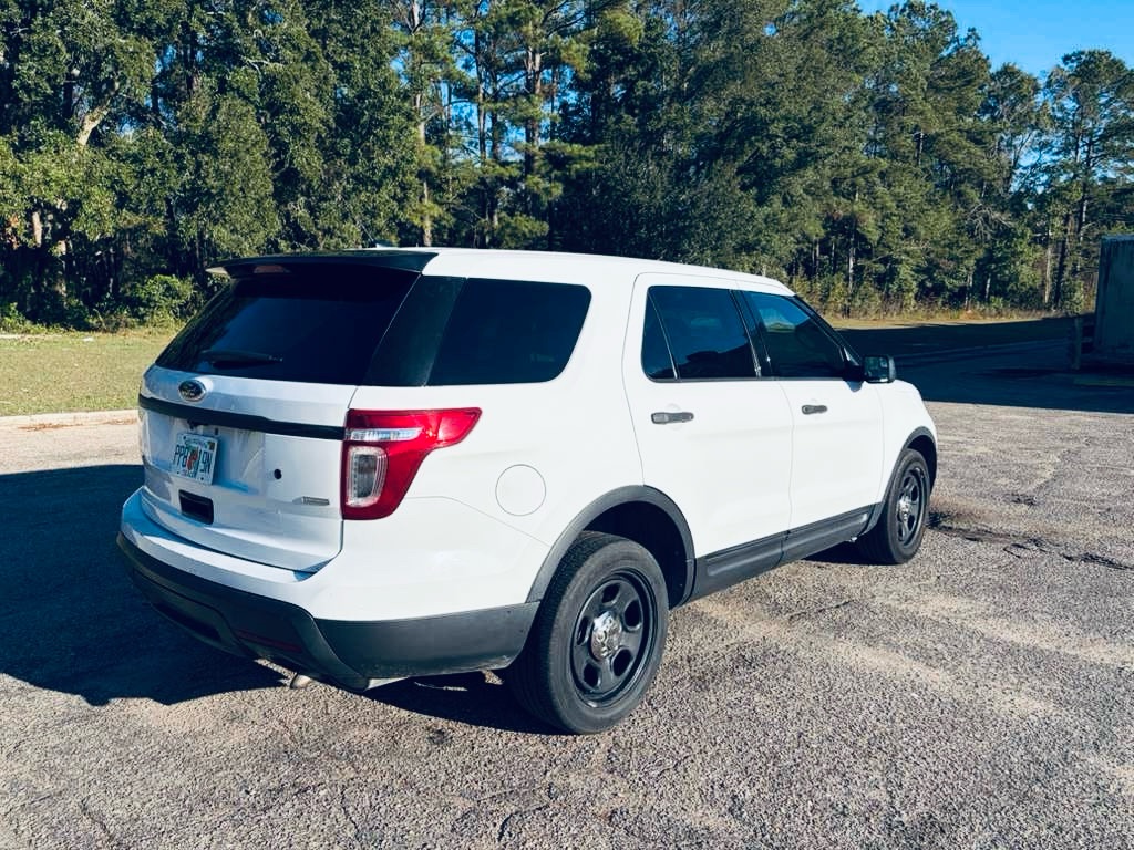 Photo 6 of this FORD EXPLORER