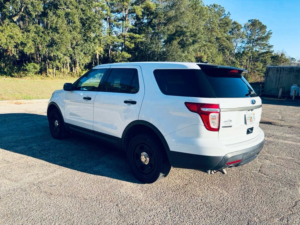 Photo 4 of this FORD EXPLORER