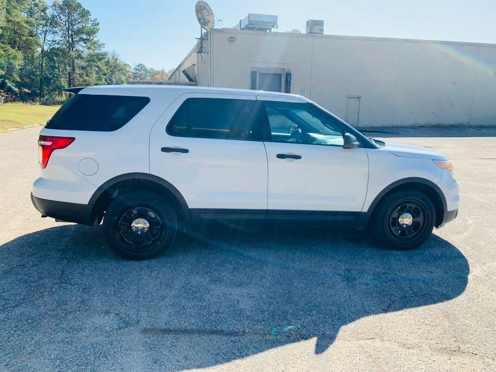 Photo 7 of this FORD EXPLORER