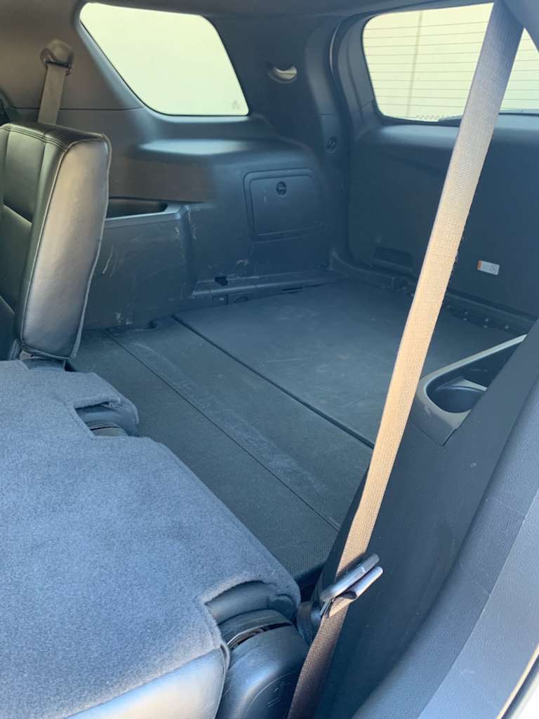 Photo 16 of this FORD EXPLORER