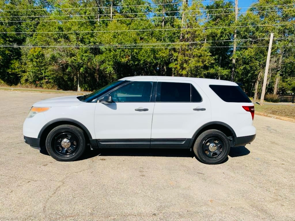 Photo 3 of this FORD EXPLORER
