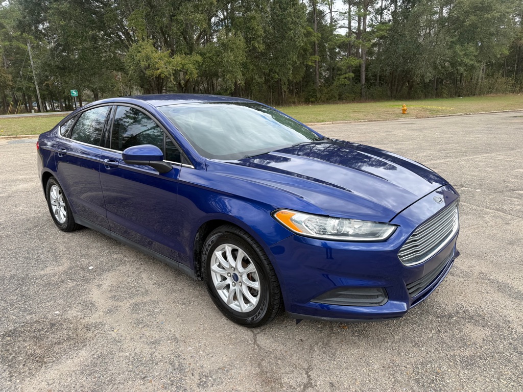 Photo 8 of this FORD FUSION