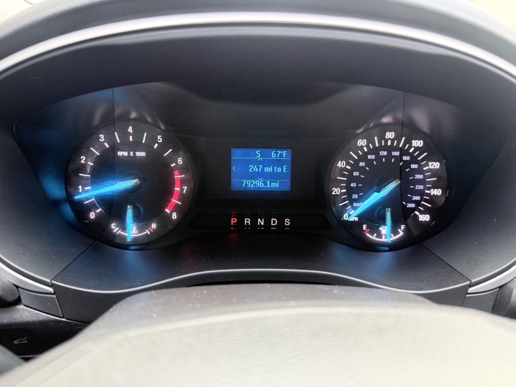 Photo 20 of this FORD FUSION