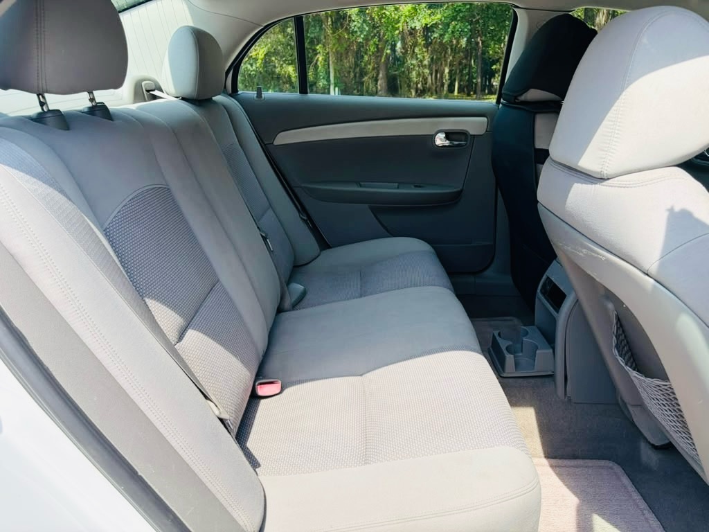 Photo 16 of this CHEVROLET MALIBU