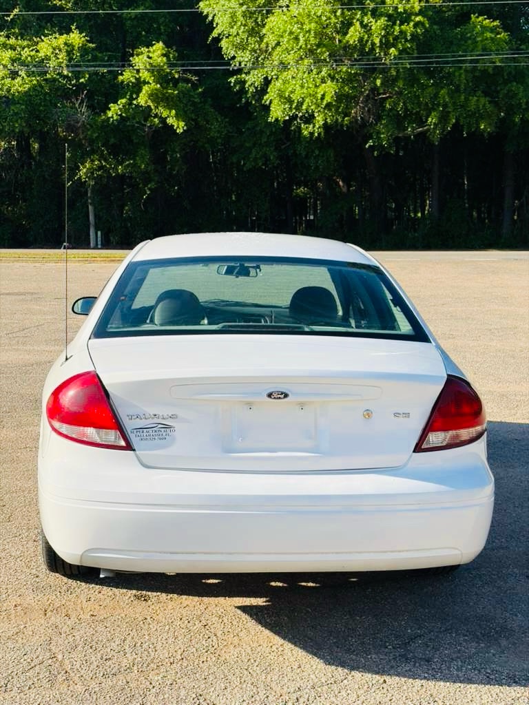 Photo 5 of this FORD TAURUS